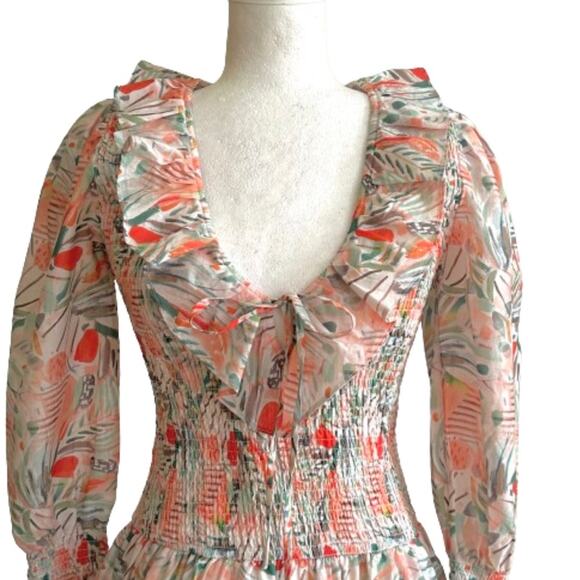 Vestique Dress Sammie Peach Green Floral Smocked V-Neck Mini Dress Small NEW - Picture 3 of 13